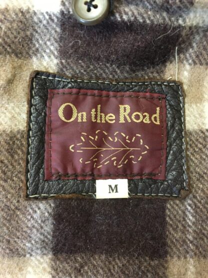 ON THE ROAD Women's Stylish Heavy Leather Jacket With Removable Faux Fur Collar (M-AB7) - Image 2
